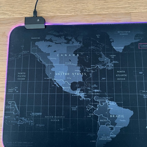 LED light up World Map Mouse Pad - Picture 8 of 12